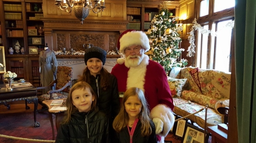 Week 51 - Saying hello to Santa at the Pittock Mansion in Portland