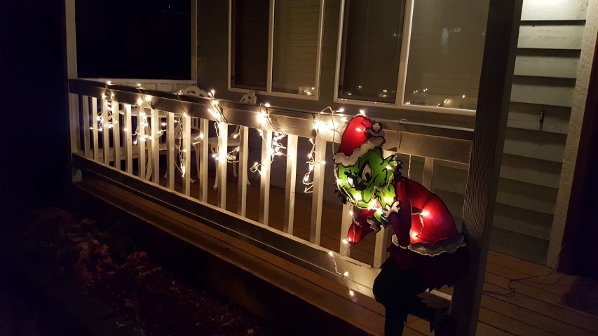 I just love how easy our outside lights are!!